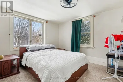 2478 Cleroux Crescent Ottawa ON K1W 1A3