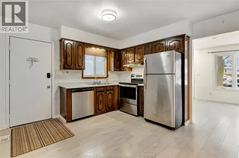 7 Satinwood Leamington ON N8H 4P1
