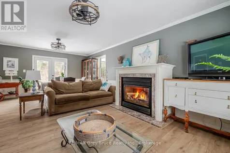 6 Kirkland Place South Bruce Peninsula ON N0H 2G0