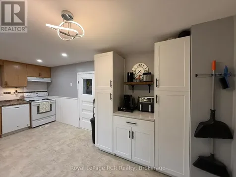 512 18th Street East Owen Sound ON N4K 2A7