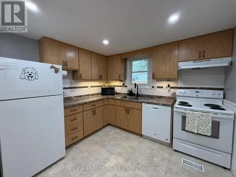 512 18th Street East Owen Sound ON N4K 2A7