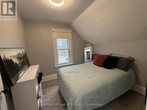 512 18th Street East Owen Sound ON N4K 2A7