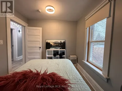 512 18th Street East Owen Sound ON N4K 2A7