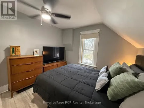 512 18th Street East Owen Sound ON N4K 2A7