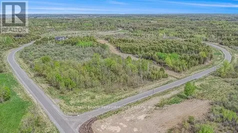7 Mcdonell Crescent Ottawa ON K0A 0X0