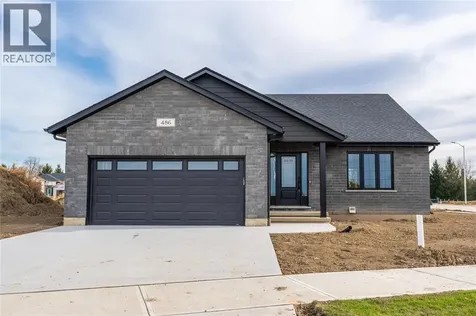 4008 Greenwood Street Petrolia ON N0N 1R0