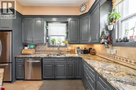 9185 Ipperwash Road Lambton Shores ON N0N 1J3