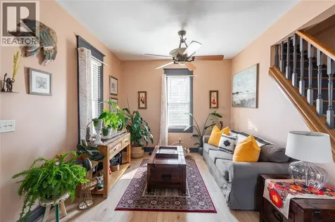 9185 Ipperwash Road Lambton Shores ON N0N 1J3