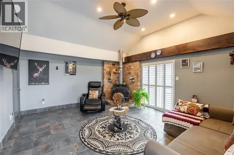 9185 Ipperwash Road Lambton Shores ON N0N 1J3