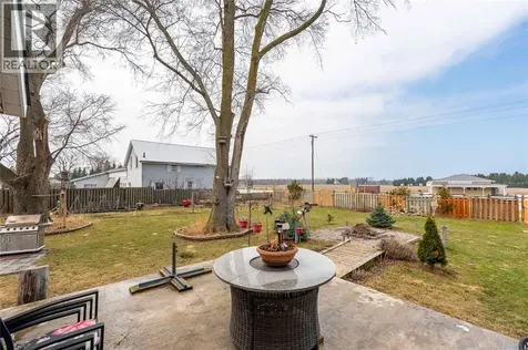 9185 Ipperwash Road Lambton Shores ON N0N 1J3