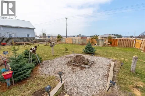 9185 Ipperwash Road Lambton Shores ON N0N 1J3