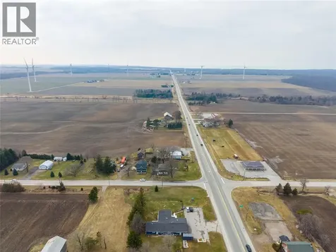 9185 Ipperwash Road Lambton Shores ON N0N 1J3