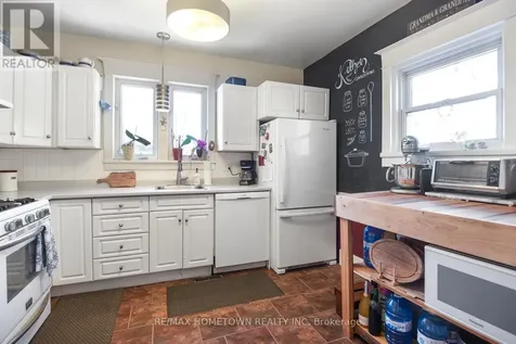 214 James Street East Brockville ON K6V 1L8