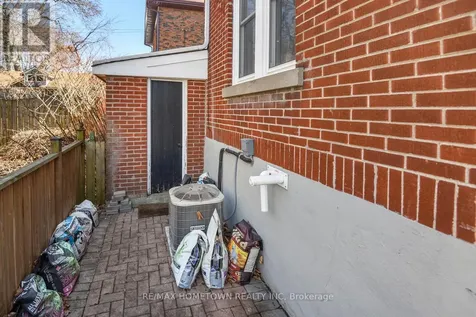 214 James Street East Brockville ON K6V 1L8