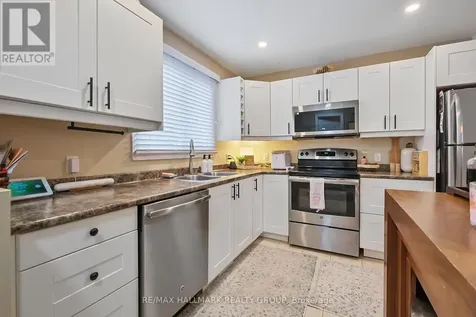 119 Teal Crescent Ottawa ON K1E 2C1