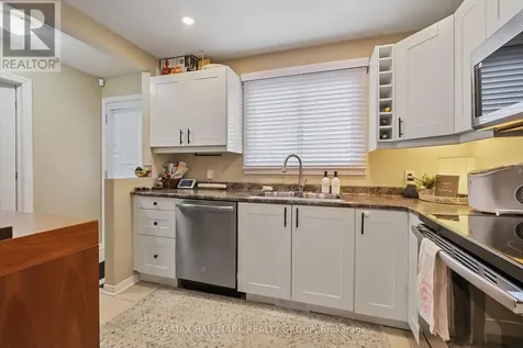 119 Teal Crescent Ottawa ON K1E 2C1