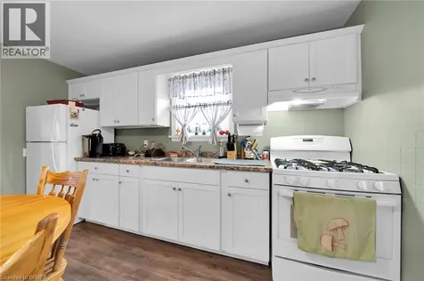 205 Crysler Street Delhi ON N4B 1H9