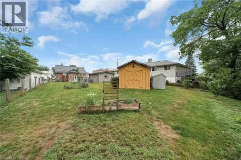 205 Crysler Street Delhi ON N4B 1H9