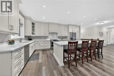 31 Sycamore Drive Port Dover ON N0A 1N6