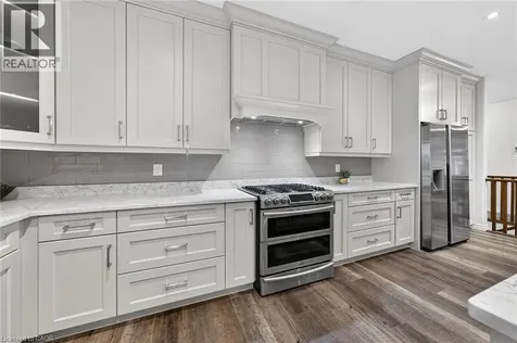 31 Sycamore Drive Port Dover ON N0A 1N6