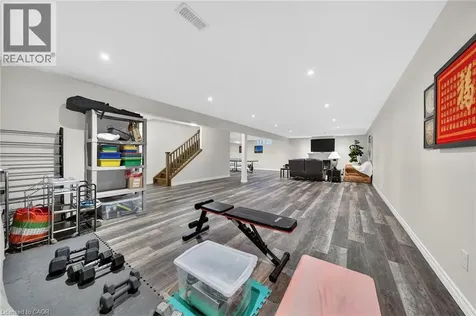 31 Sycamore Drive Port Dover ON N0A 1N6
