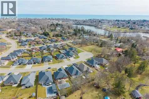 31 Sycamore Drive Port Dover ON N0A 1N6