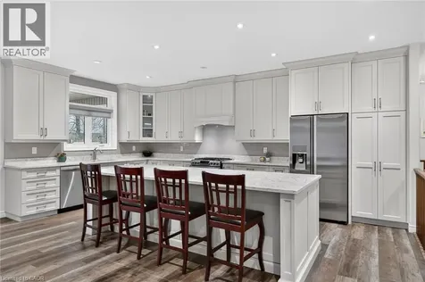31 Sycamore Drive Port Dover ON N0A 1N6