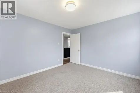 6581 Riall Street Niagara Falls ON L2J 1Z4