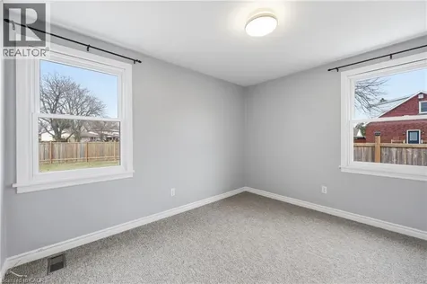 6581 Riall Street Niagara Falls ON L2J 1Z4