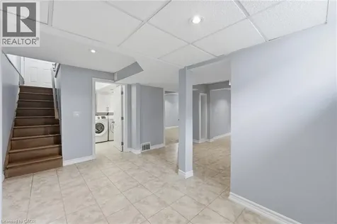 6581 Riall Street Niagara Falls ON L2J 1Z4
