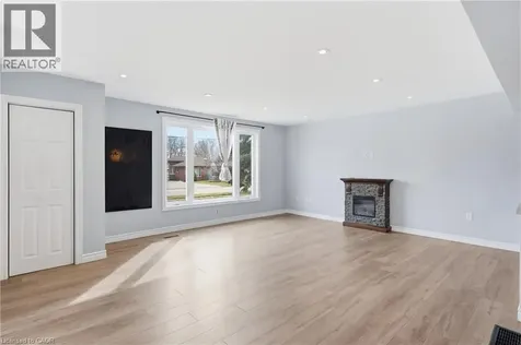 6581 Riall Street Niagara Falls ON L2J 1Z4