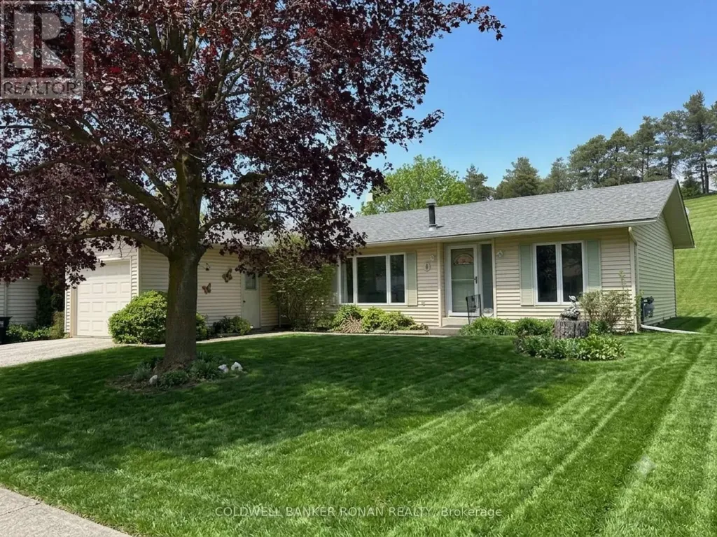 4 Tecumseth Pines Drive New Tecumseth ON L0G 1W0