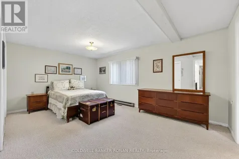 4 Tecumseth Pines Drive New Tecumseth ON L0G 1W0