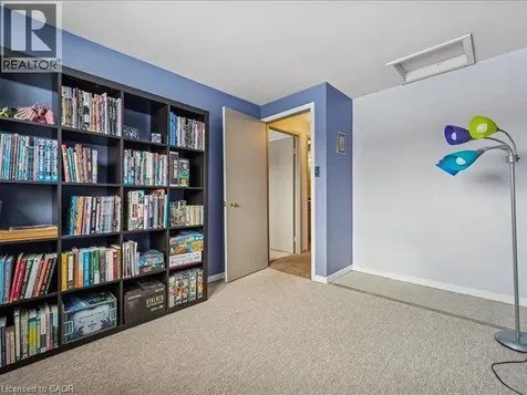 51 Paulander Drive Kitchener ON N2M 5E5