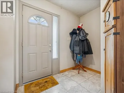 51 Paulander Drive Kitchener ON N2M 5E5