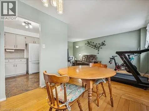 51 Paulander Drive Kitchener ON N2M 5E5
