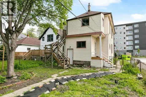 581-583 Crawford Avenue Windsor ON N9A 5C5