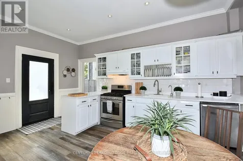 55 Brock Street East Uxbridge ON L9P 1M4