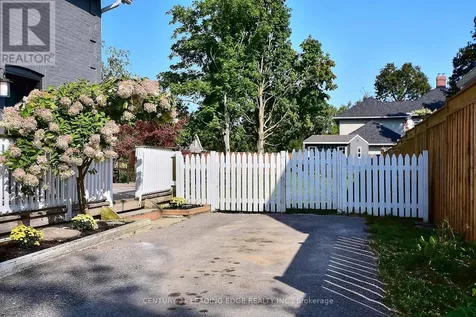 55 Brock Street East Uxbridge ON L9P 1M4