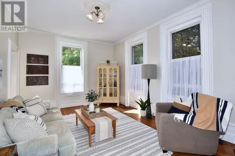 55 Brock Street East Uxbridge ON L9P 1M4