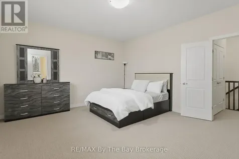 126 Delphi Lane Blue Mountains ON N0H 1J0