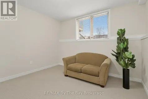 126 Delphi Lane Blue Mountains ON N0H 1J0