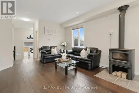 126 Delphi Lane Blue Mountains ON N0H 1J0