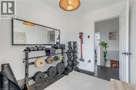 188 Bay Street North Hamilton ON L8R 2P7