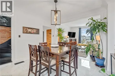 188 Bay Street North Hamilton ON L8R 2P7