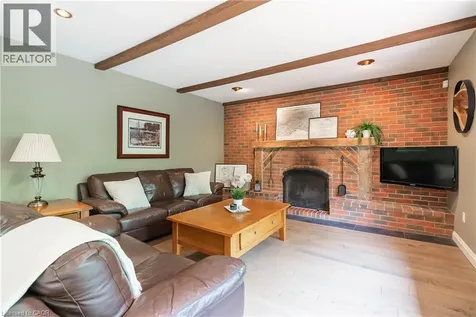 3 Maple Drive Stoney Creek ON L8G 3C1