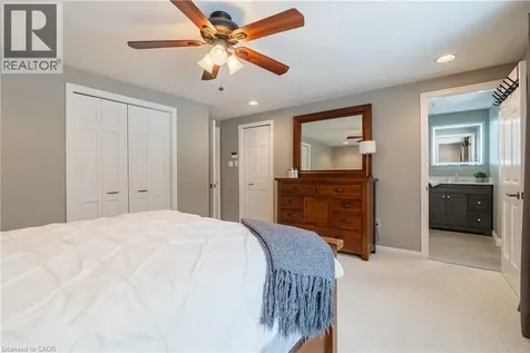 3 Maple Drive Stoney Creek ON L8G 3C1