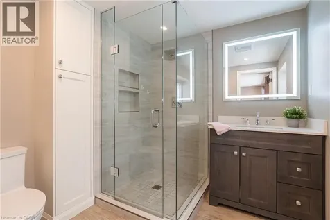 3 Maple Drive Stoney Creek ON L8G 3C1