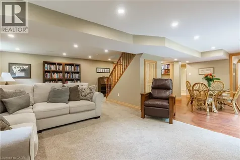 3 Maple Drive Stoney Creek ON L8G 3C1