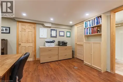 3 Maple Drive Stoney Creek ON L8G 3C1